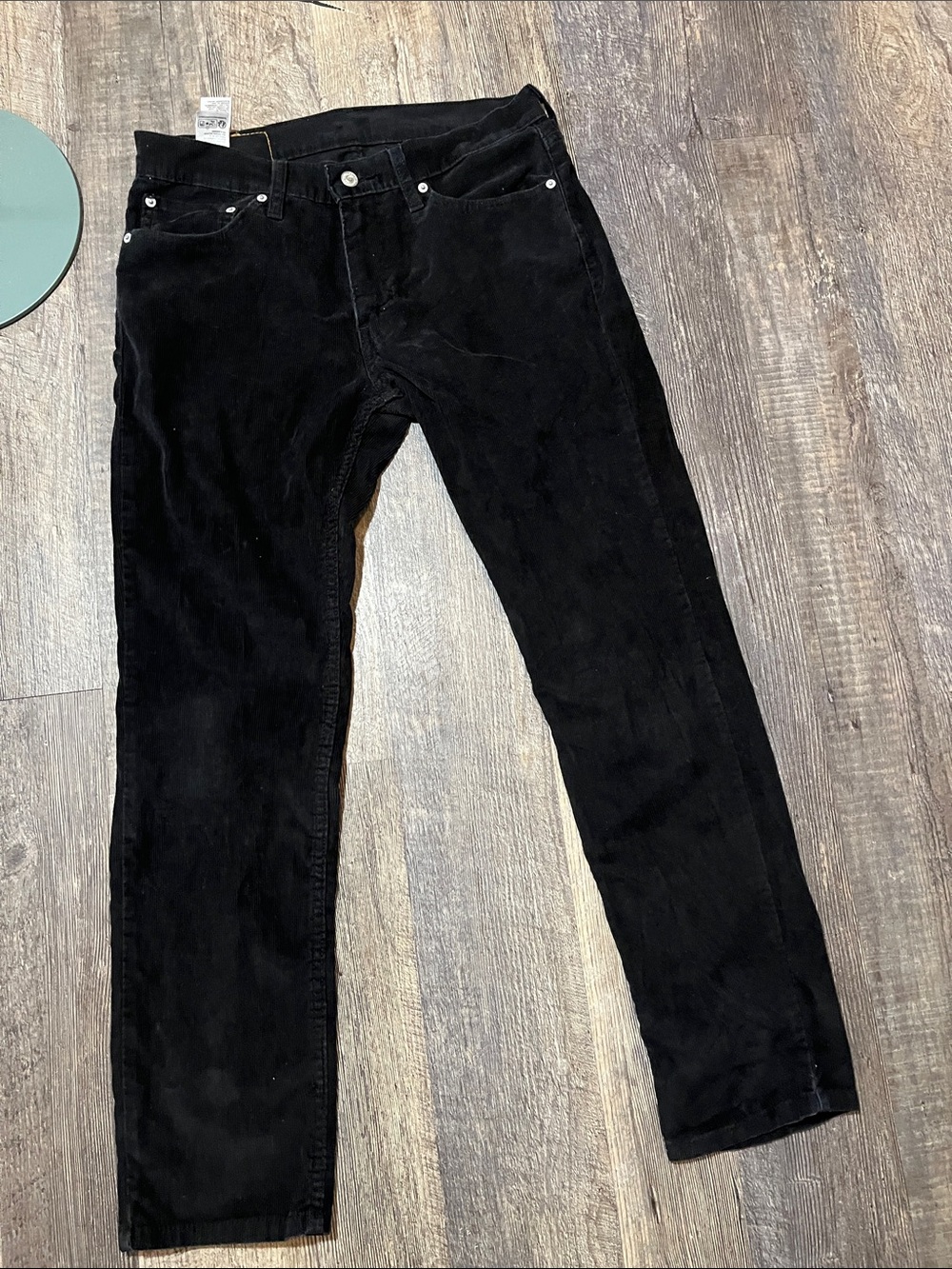 Levi Men's Black Corduroy Pants - Classic Straight/Slim Fitt